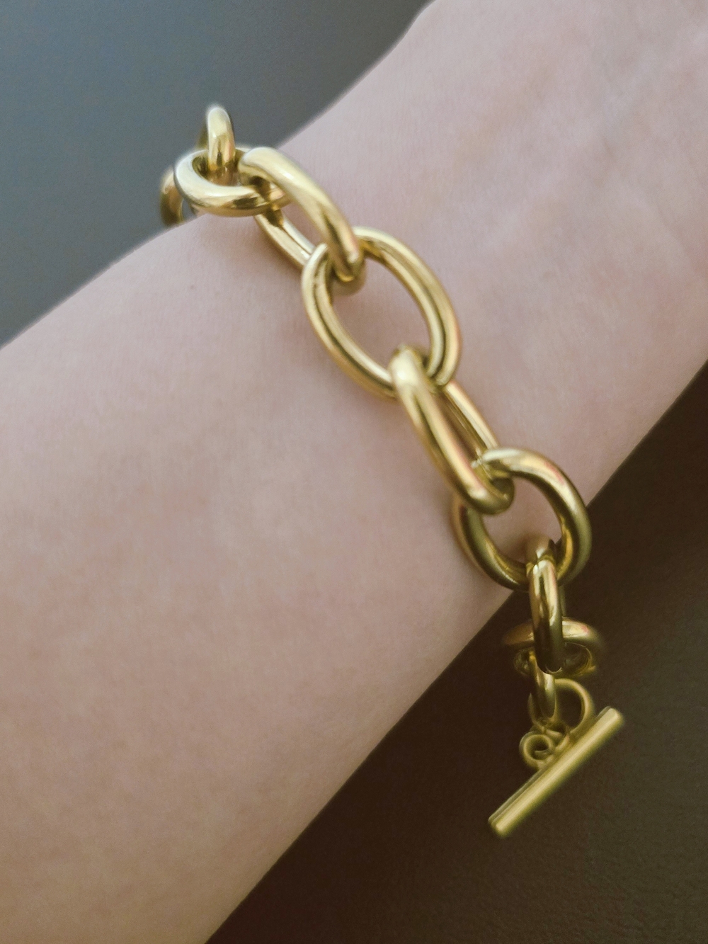 🆕️18K Gold -plated Chain Link Toggle Bracelet - Women Chunky Jewelry B005